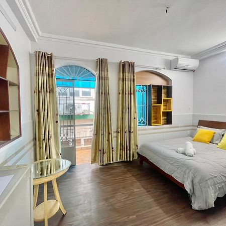 Апартаменти Inari House - Le Thanh Ton Хошимін Екстер'єр фото
